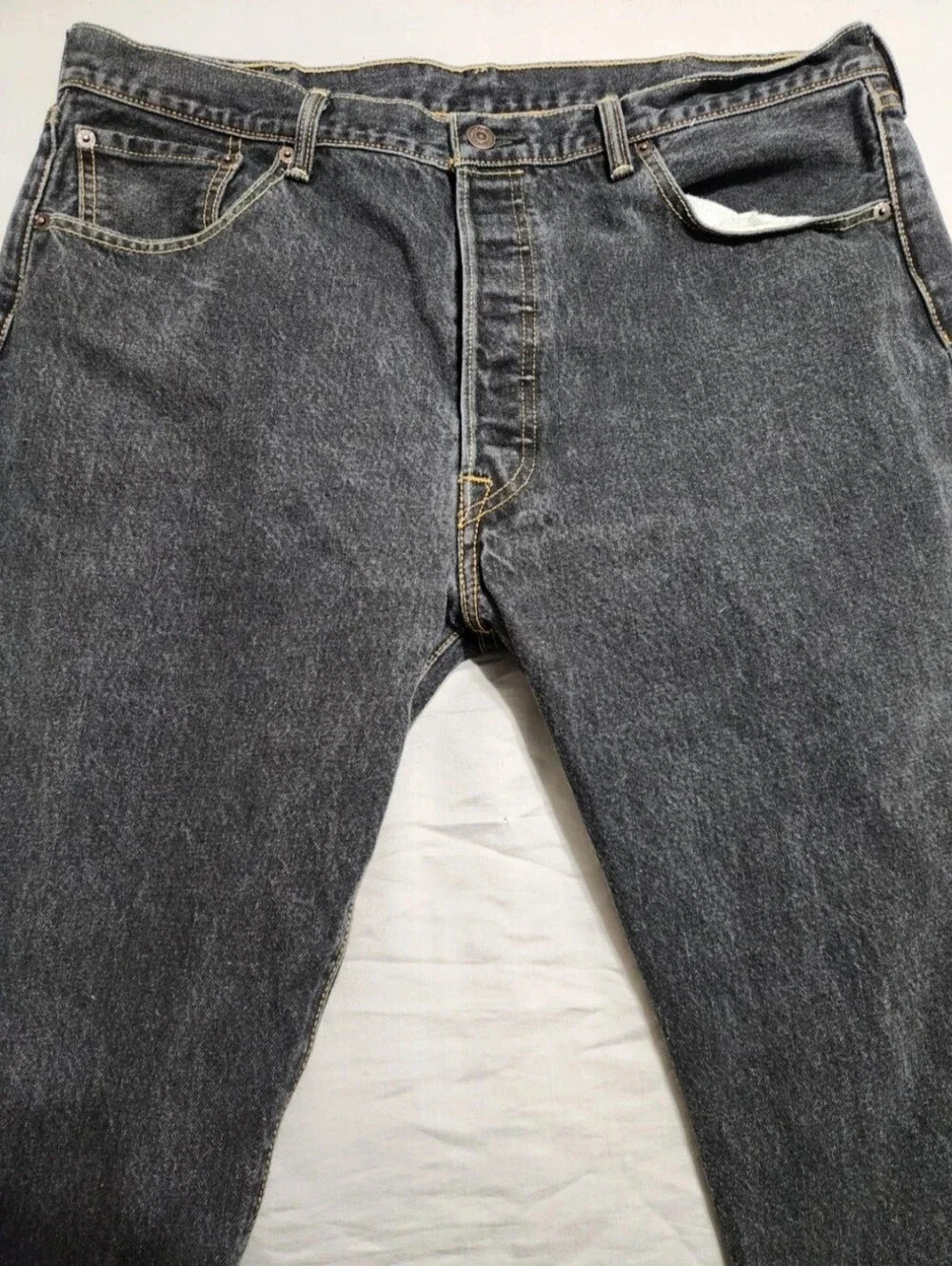 Levis 501 Mens Black Jeans 40x30 Altered Cropped Measures 39x24.5 Button Fly STF